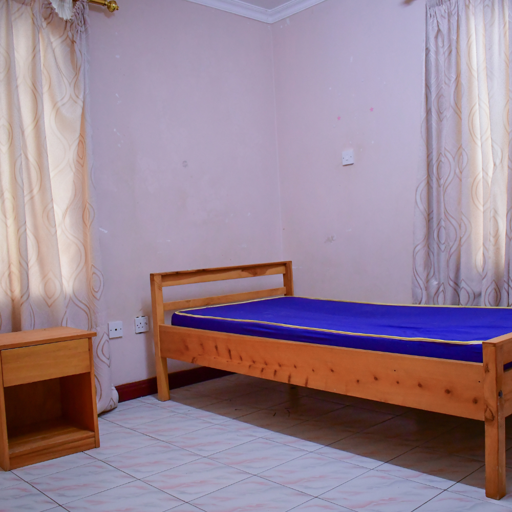 Single Medium Room