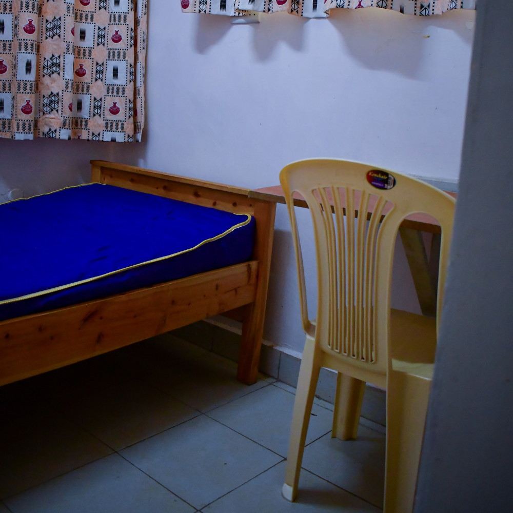 Single Small Room